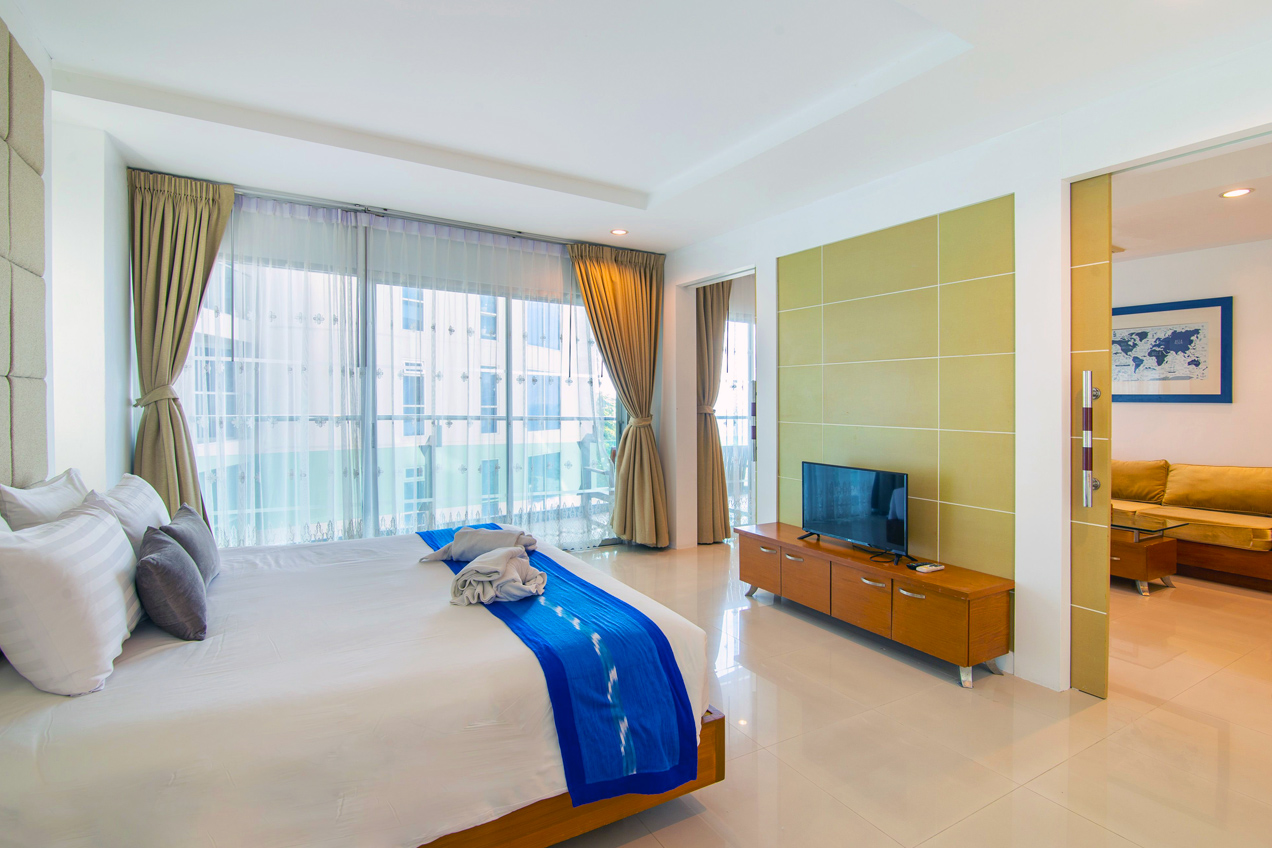 One Bedroom Sea View Suite